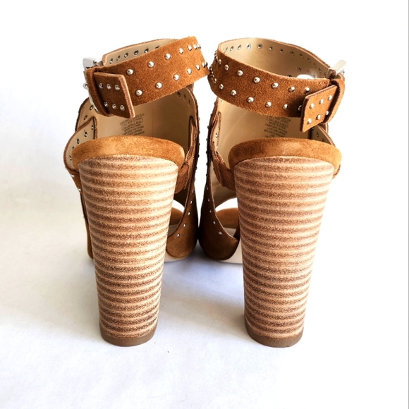 BNIB Guess Suede Sandals - Picture 5 of 12